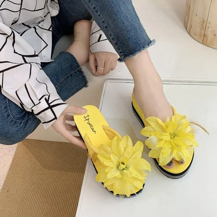 Women Summer Thick Wedge Heel Flowers Design Flip Flops Slippers