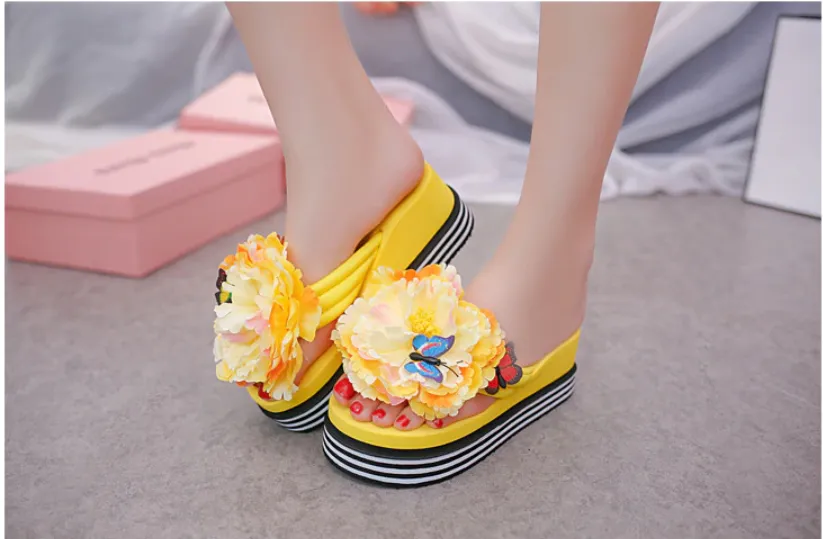 Women Summer Thick Wedge Heel Flowers Design Flip Flops Slippers