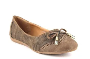 Women's Londena Snake Textured Wing Tip Ballet Flats Shoes